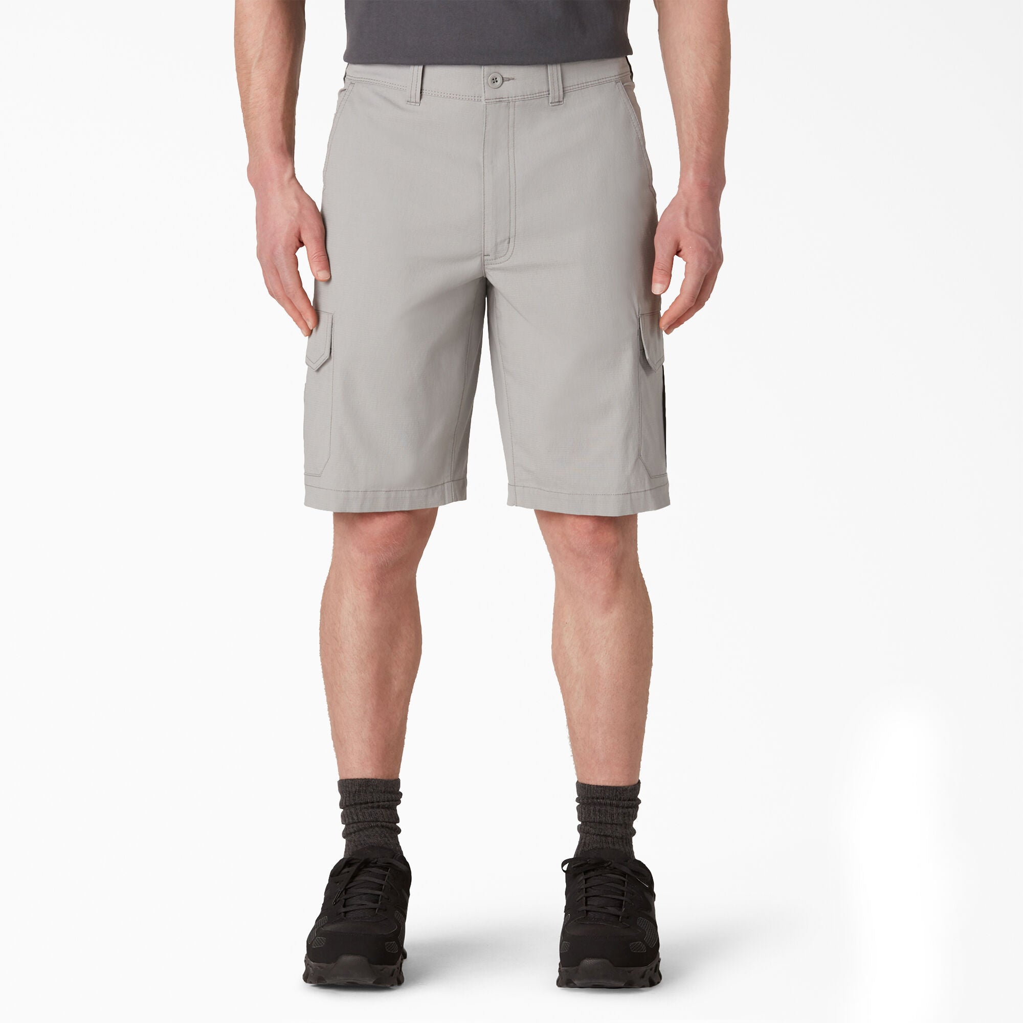 FLEX Cooling Regular Fit Cargo Shorts. 11