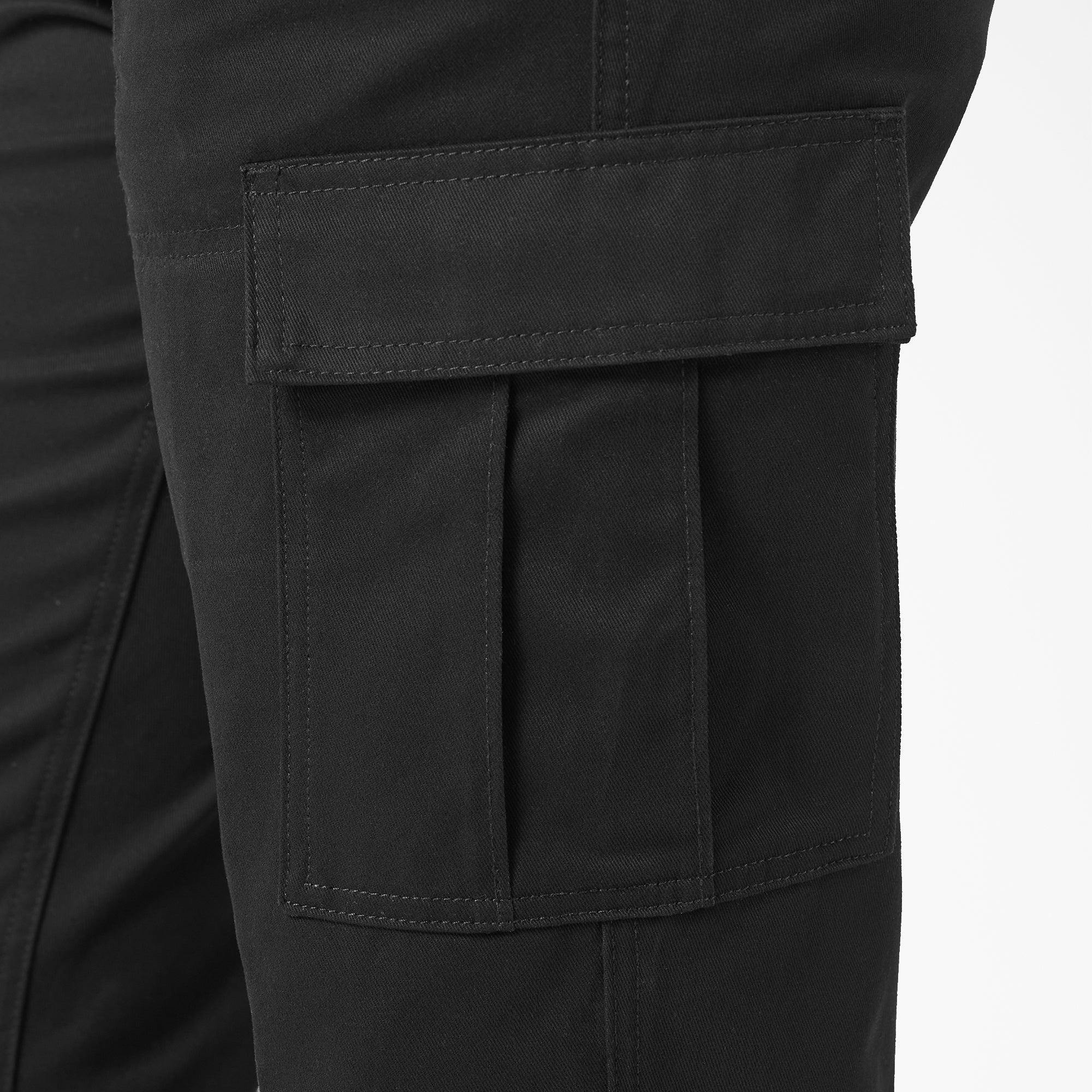 Women's Relaxed Fit Cargo Pants - Image 7