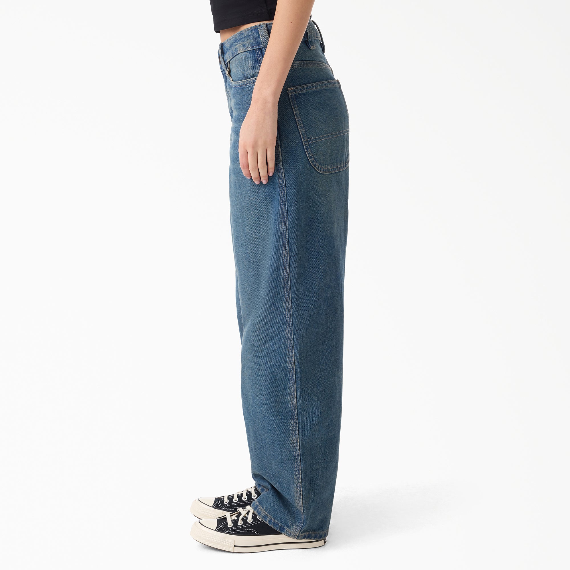 Women's 957 Loose Tapered Work Jeans - Image 3