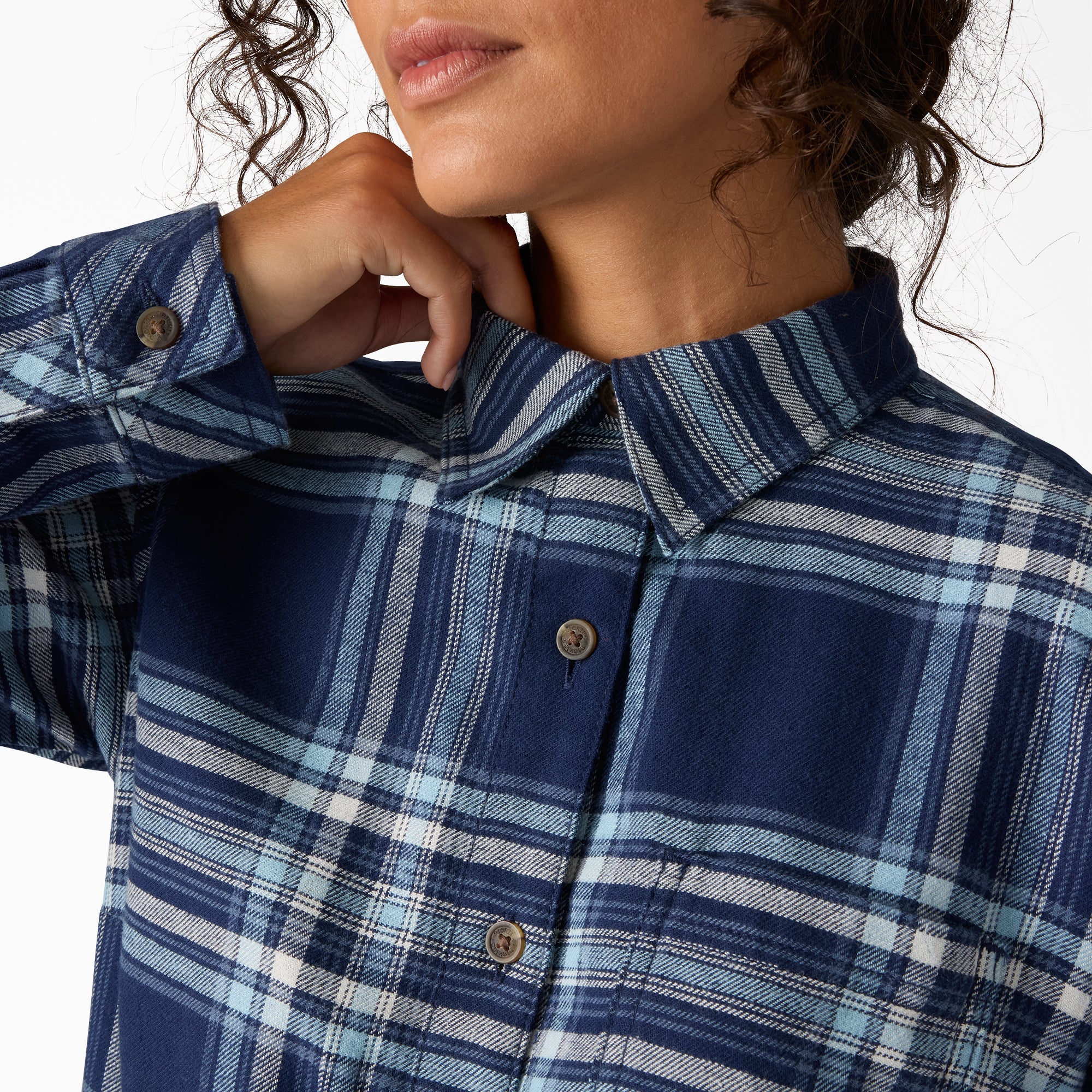 Women's Plaid Flannel Long Sleeve Shirt - Image 5