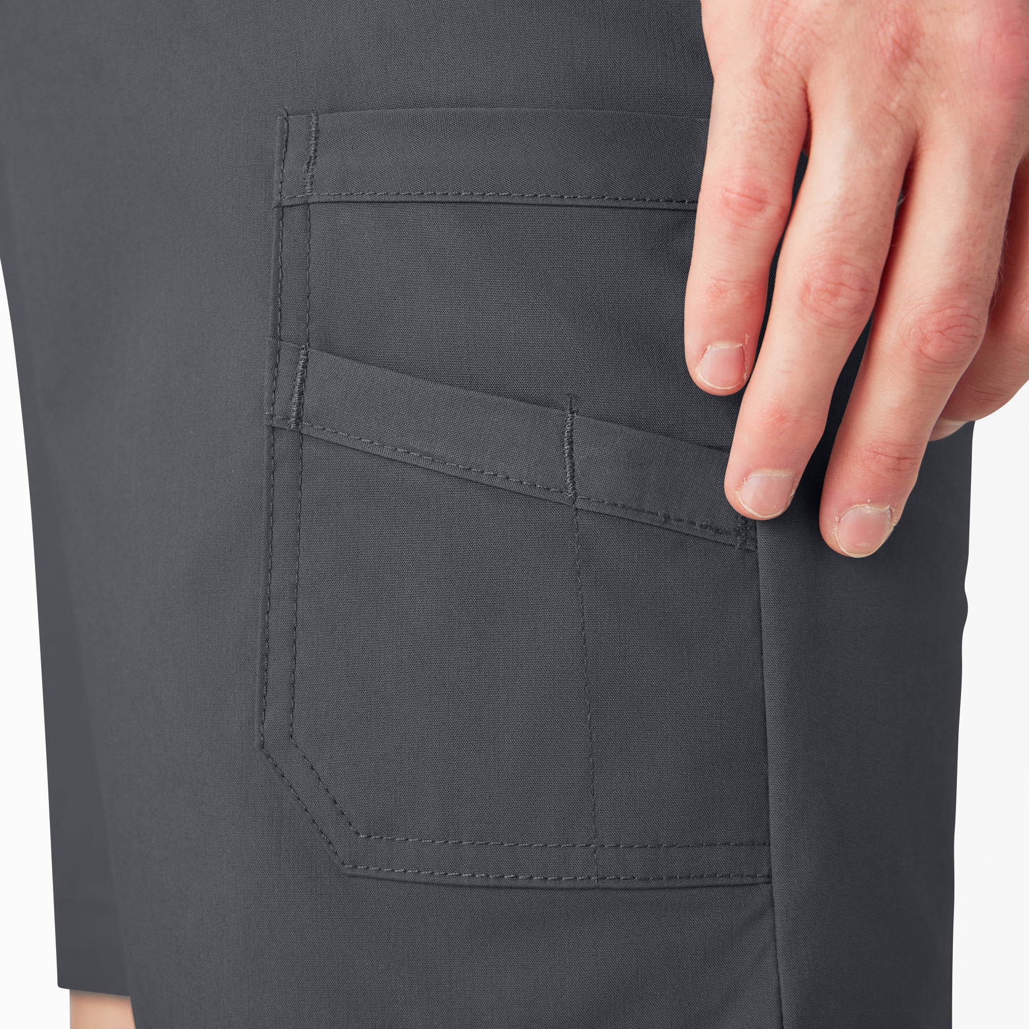 FLEX Cooling Regular Fit Utility Shorts. 11 - Image 5