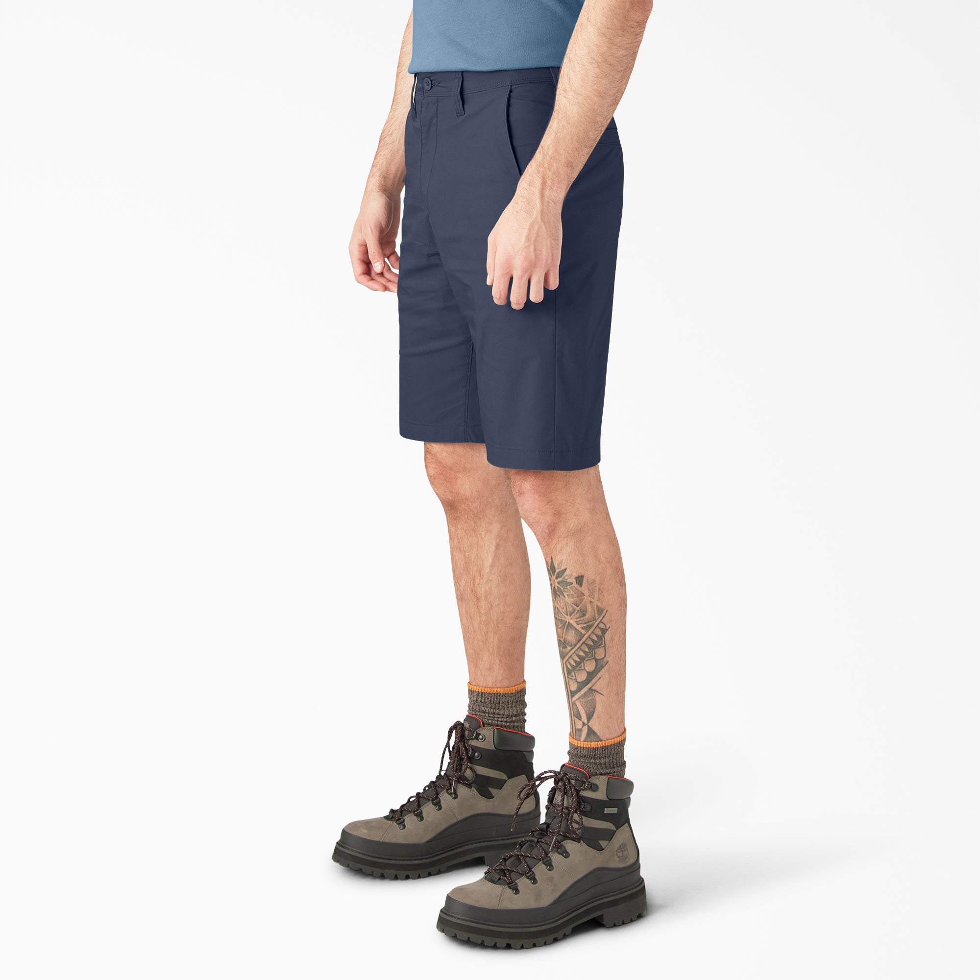 FLEX Cooling Regular Fit Utility Shorts. 11 - Image 3