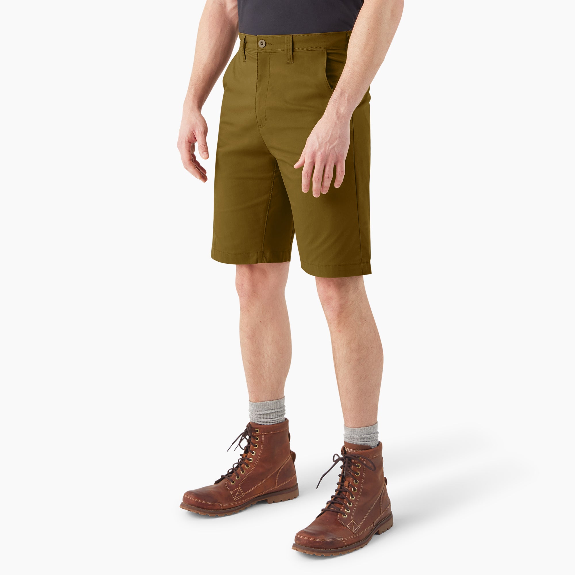 FLEX Cooling Regular Fit Utility Shorts. 11 - Image 3