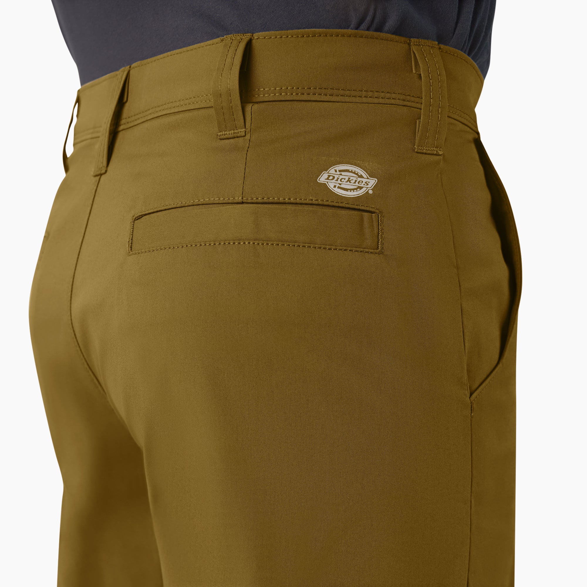 FLEX Cooling Regular Fit Utility Shorts. 11 - Image 7