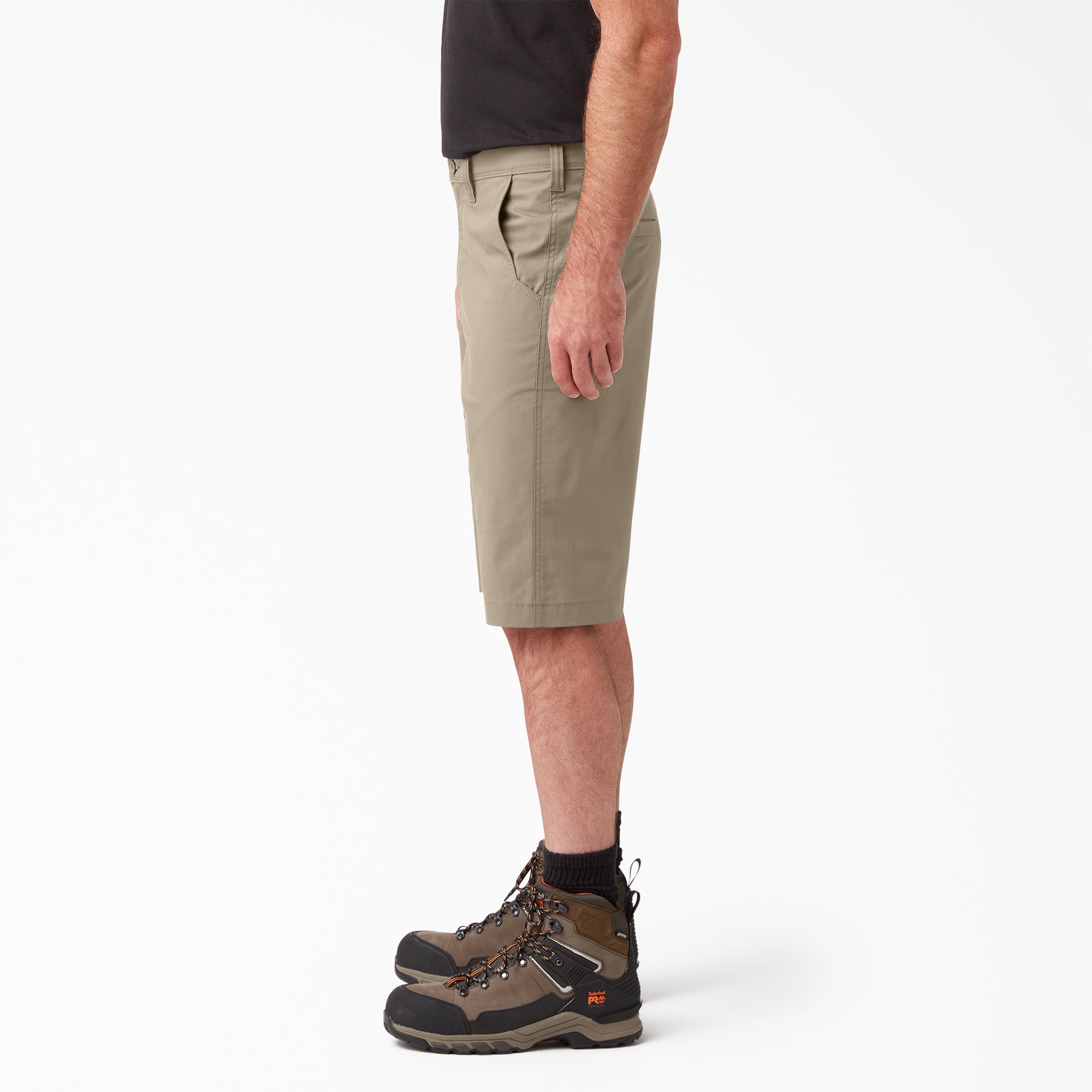 FLEX Cooling Regular Fit Utility Shorts. 13 - Image 3