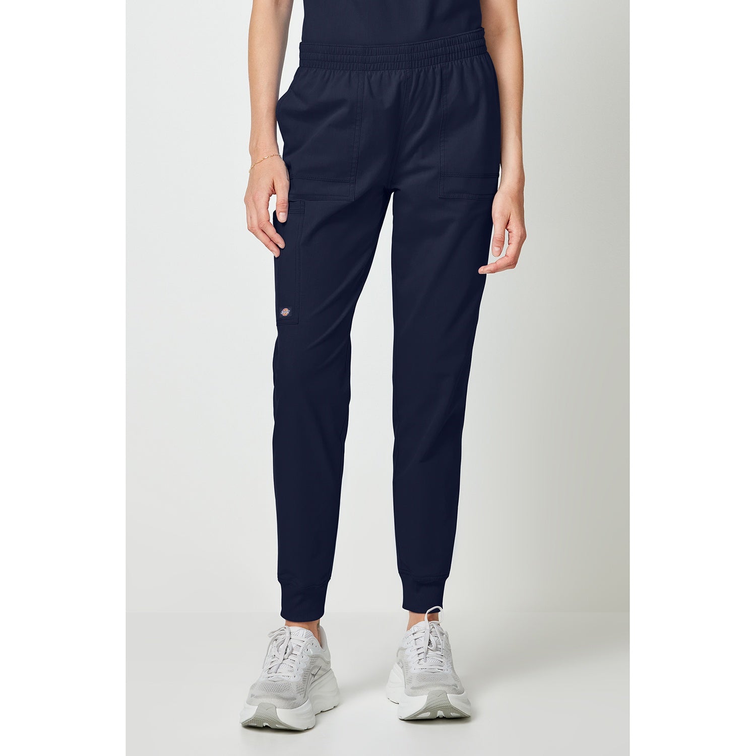 Women's Forge Mide Rise Cargo Scrub Jogger