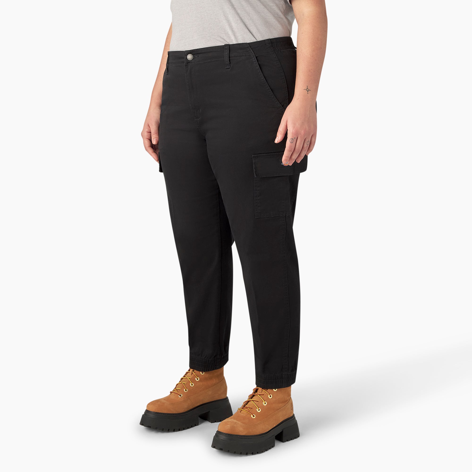 Women's Plus High Rise Fit Cargo Pants - Image 3